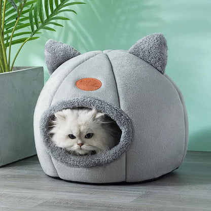 Cozy Cat Winter Bed